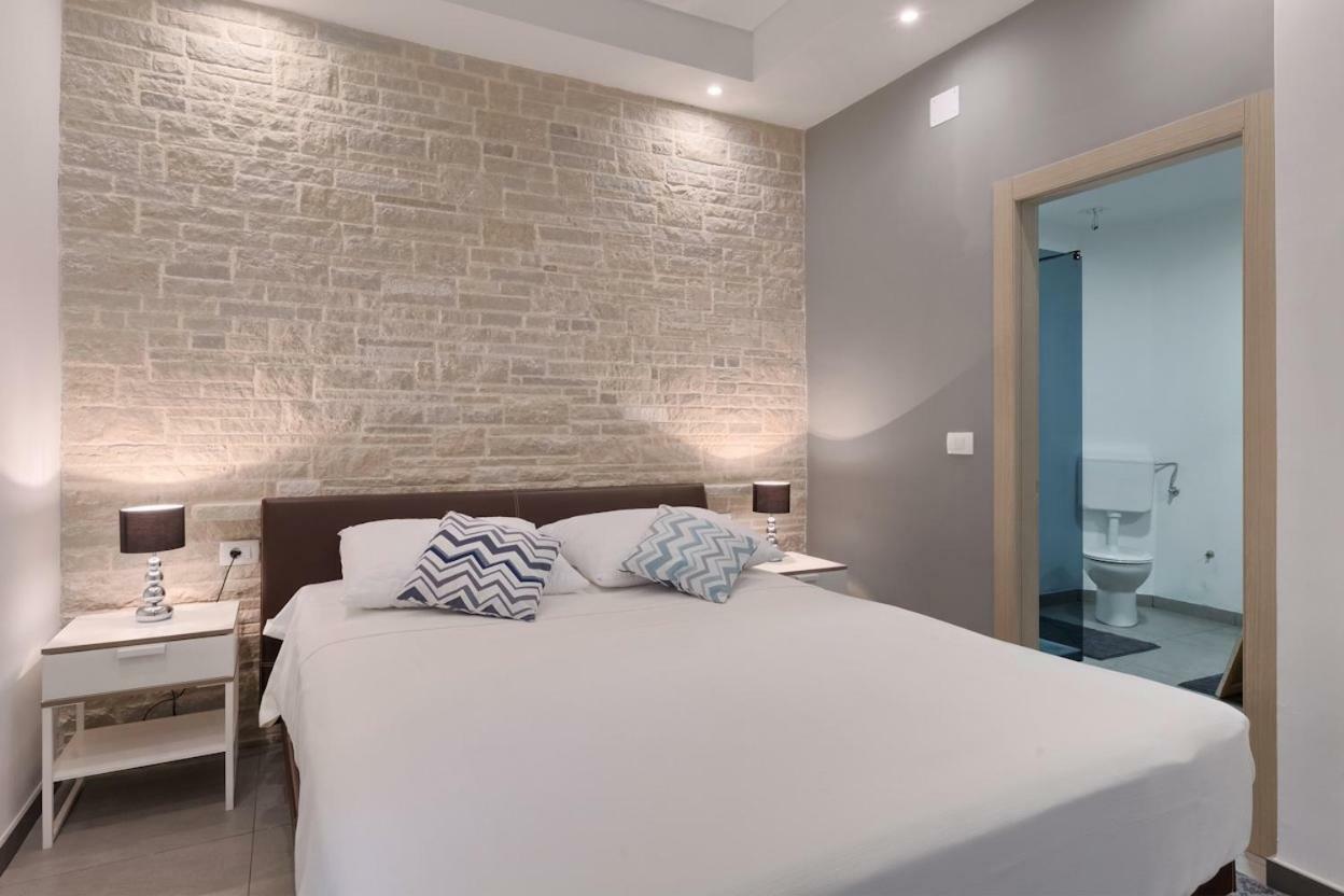 Apartman Marelux เปรมันตูรา ภายนอก รูปภาพ